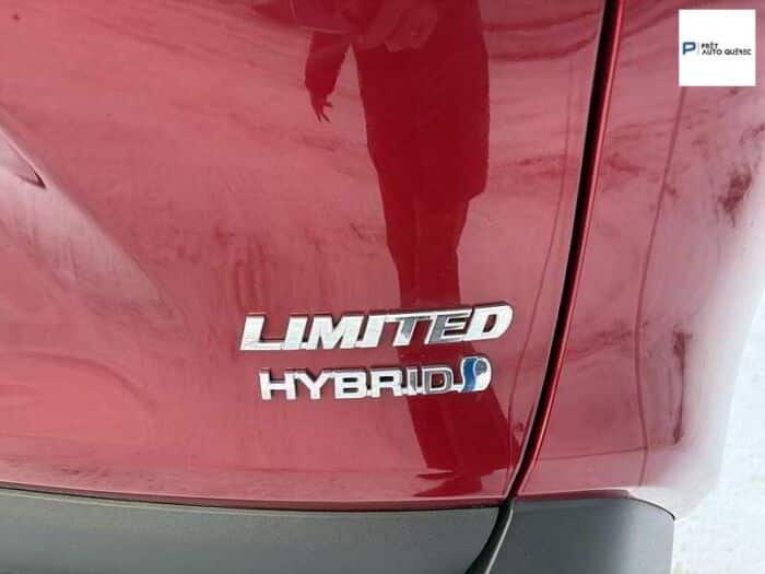 Toyota RAV4 Hybrid Limited AWD – Image 6