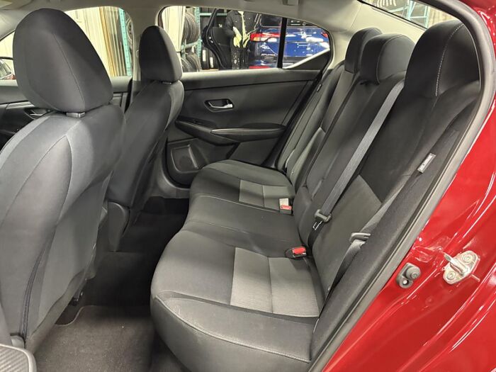 Nissan Sentra SV BLUETOOTH SIÈGES CHAUFFANT BAS KILO CAMÉRA – Image 13