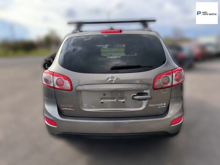 Hyundai Santa Fe GL – Image 8