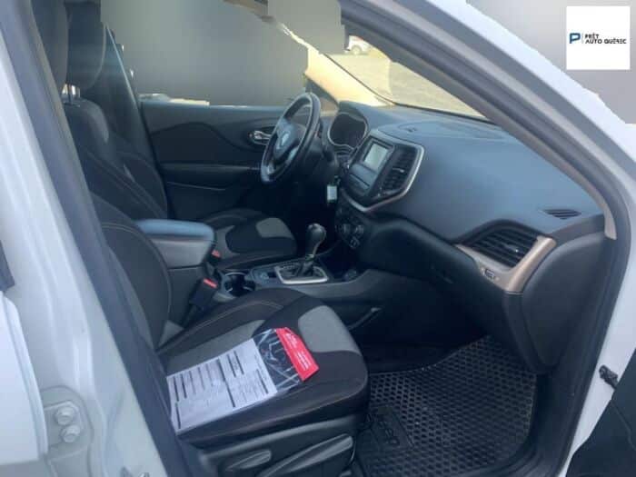 Jeep Cherokee Sport – Image 10