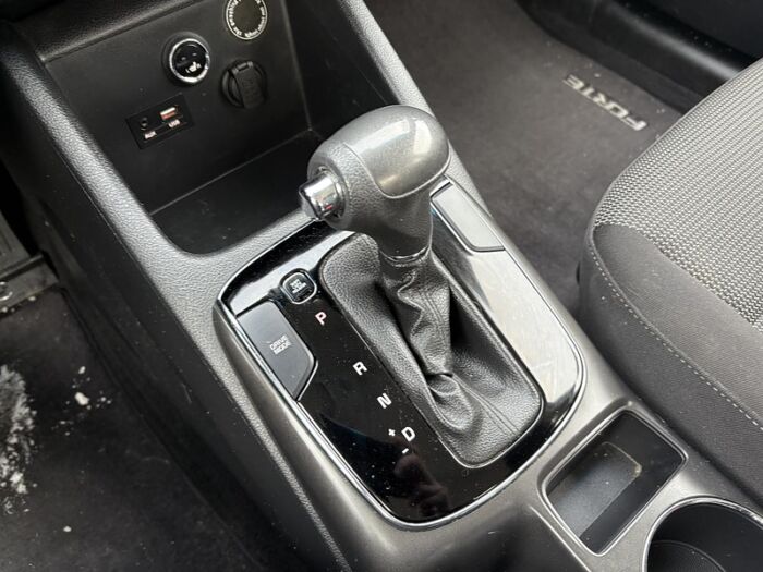 Kia Forte LX BAS KILOMÉTRAGE RÉGULATEUR DE VITESSE – Image 33