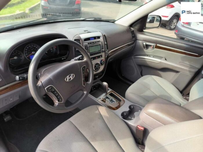 Hyundai Santa Fe GL – Image 11