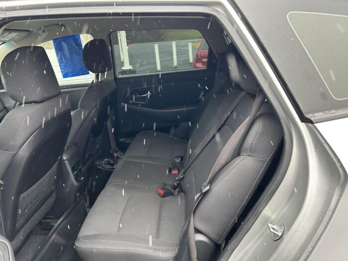 KIA Rondo - – Image 8