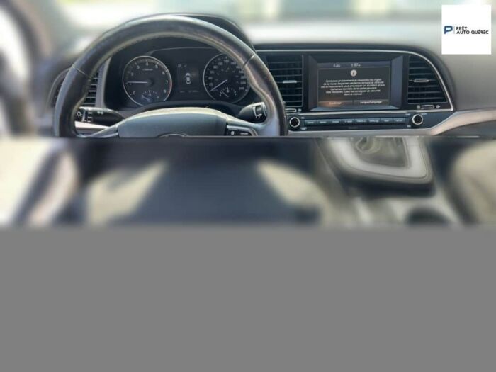 Hyundai Elantra GL – Image 11