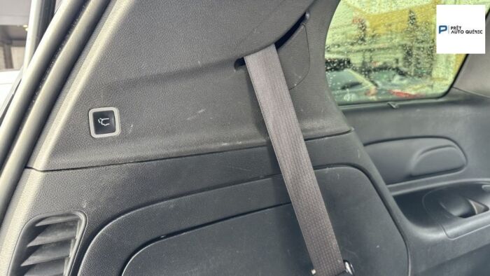 Chrysler Pacifica Hybrid Touring-L – Image 22