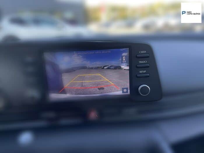 Hyundai Elantra Preferred IVT BLUETOOTH CAMÉRA SIÈGES CHAUFFANT – Image 16