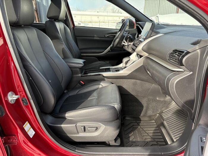 Mitsubishi Eclipse Cross GT S-AWC BLUETOOTH CUIR TOIT CAMÉRAS 360 GPS – Image 39