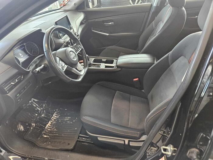 Nissan Sentra SR, TOIT OUVRANT, AUTO, A/C, GARANTIE – Image 11