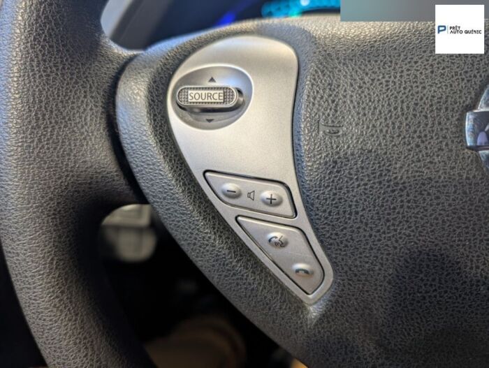 Nissan Leaf SV - Image 11