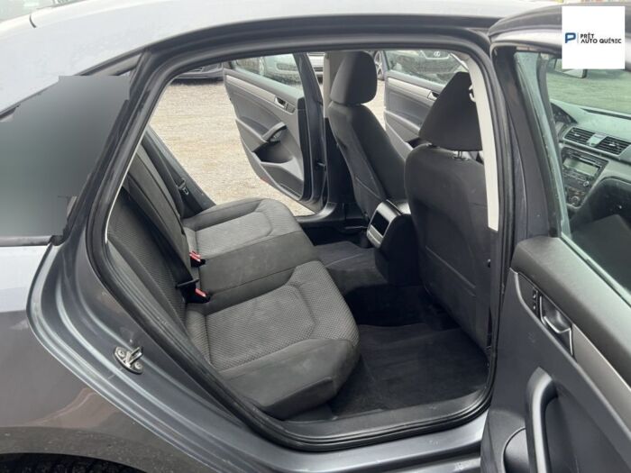 Volkswagen Passat Trendline – Image 10