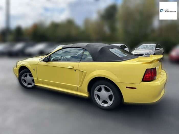 Ford Mustang - – Image 7