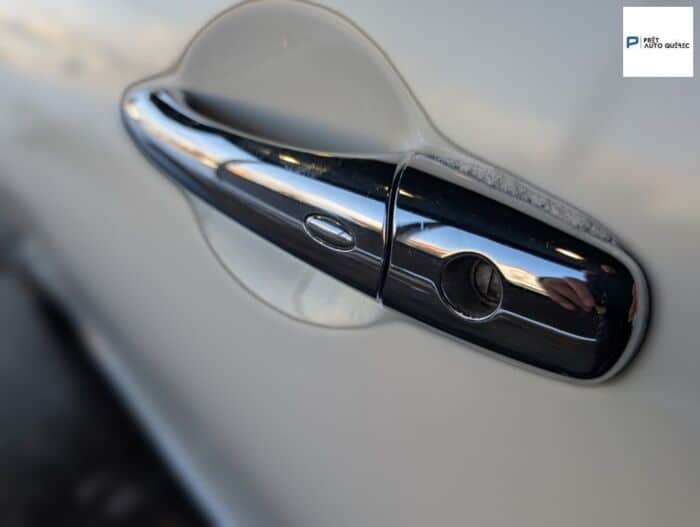 Infiniti QX70 Premium – Image 9