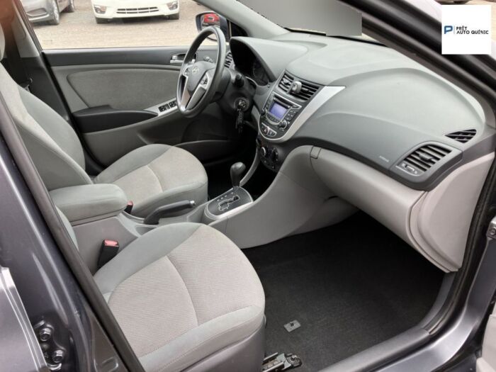 Hyundai Accent GL – Image 13