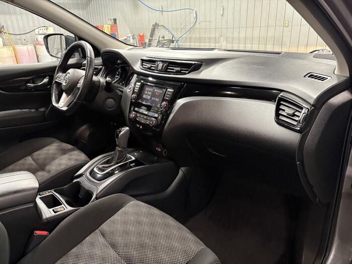 Nissan Qashqai SV – Image 29