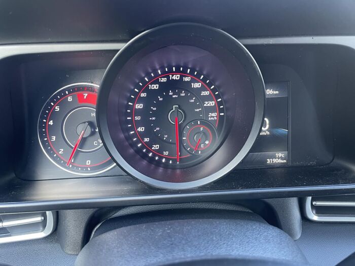 Hyundai Elantra Preferred IVT BLUETOOTH CAMÉRA SIÈGES CHAUFFANT – Image 14