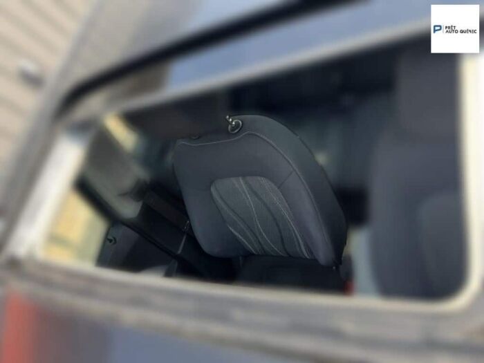 Chevrolet Sonic LT – Image 17