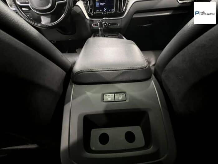 Volvo XC60 Momentum – Image 21