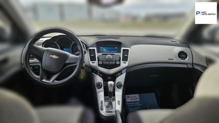 Chevrolet Cruze LS – Image 7