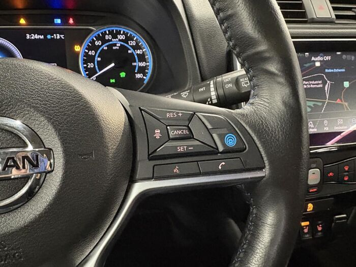 Nissan LEAF SV PLUS BLUETOOTH GPS CAMÉRA 360 BAS KILOMÉTRAGE – Image 23
