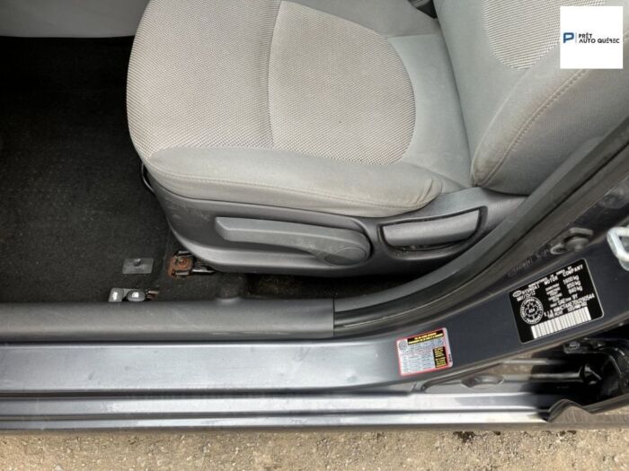 Hyundai Accent GL – Image 22