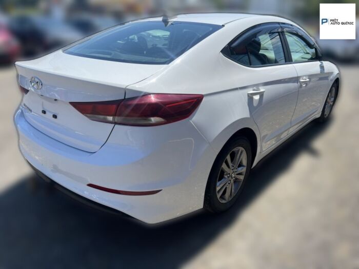 Hyundai Elantra GL – Image 5