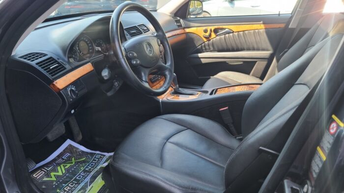 Mercedes-Benz E-Class 3,0 l – Image 17