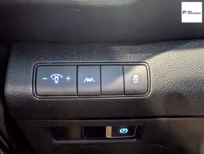 Hyundai Santa Fe Essential – Image 12