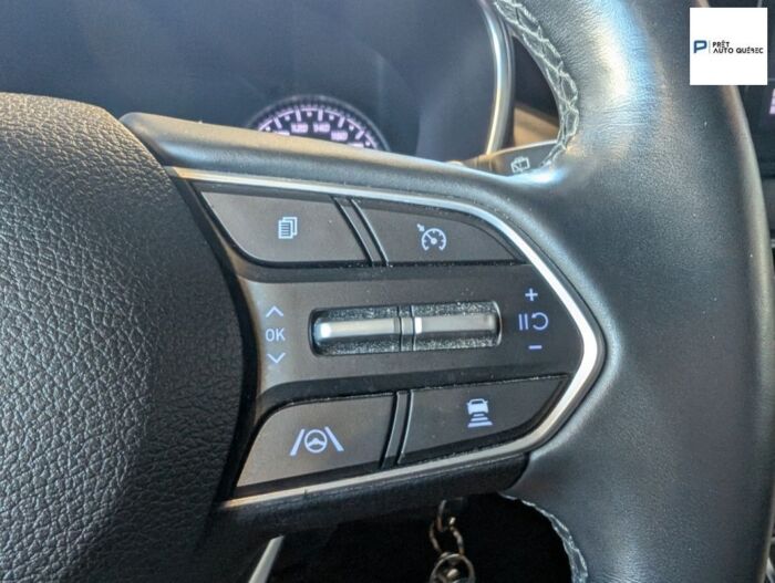 Hyundai Santa Fe Essential – Image 11