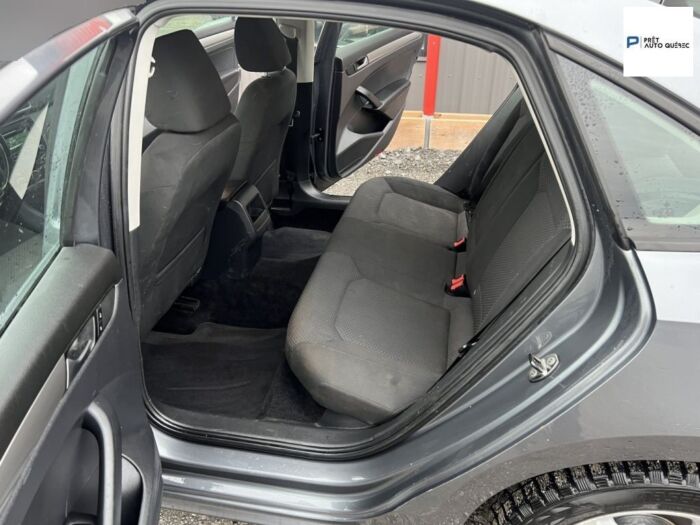 Volkswagen Passat Trendline – Image 8