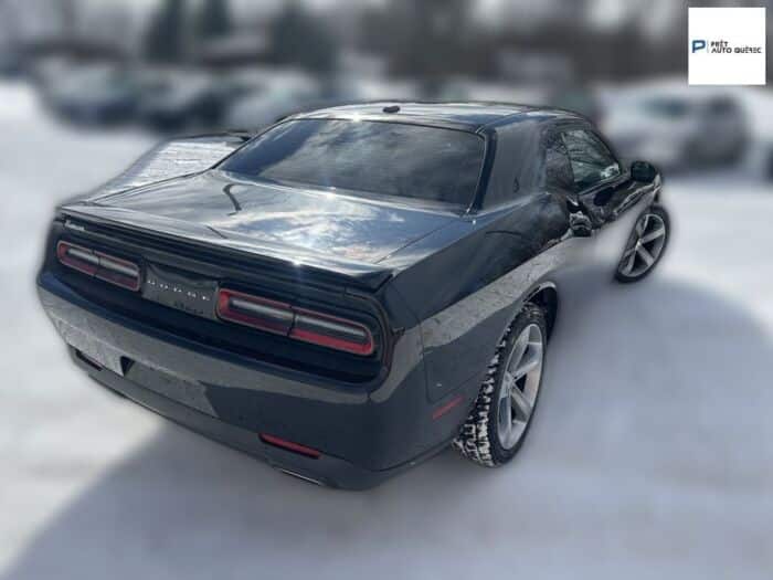 Dodge Challenger SXT – Image 7
