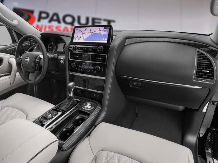 Nissan Armada Platine – Image 12