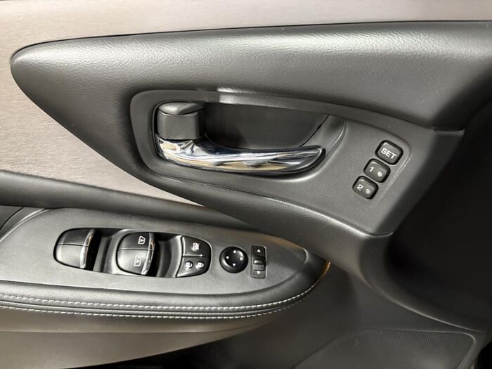 Nissan Murano Édition minuit TI BLUETOOTH TOIT CUIR GPS – Image 30