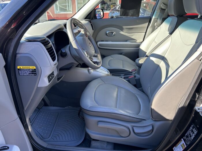 KIA Soul EV Luxe – Image 4