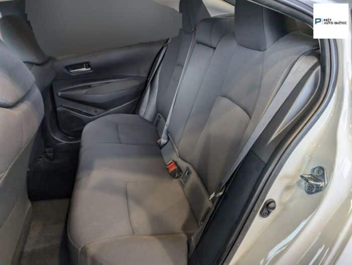 Toyota Corolla LE – Image 15