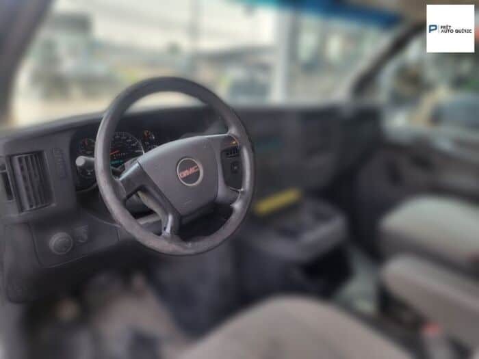 GMC Savana - – Image 8