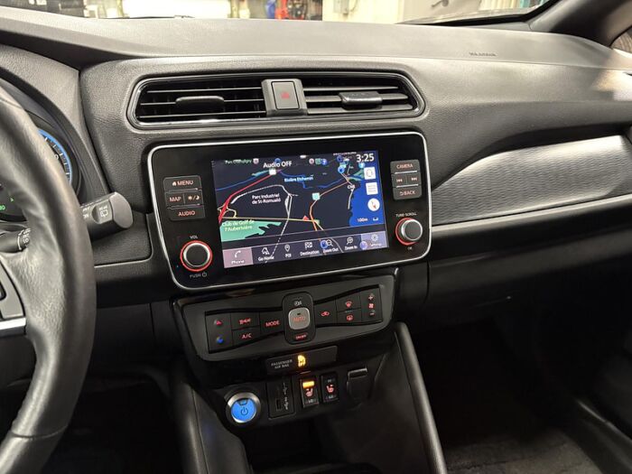 Nissan LEAF SV PLUS BLUETOOTH GPS CAMÉRA 360 BAS KILOMÉTRAGE – Image 34