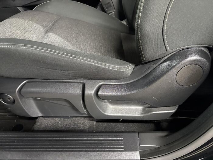Nissan Rogue S TI – Image 21