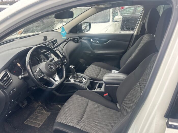 Nissan Qashqai SV – Image 8