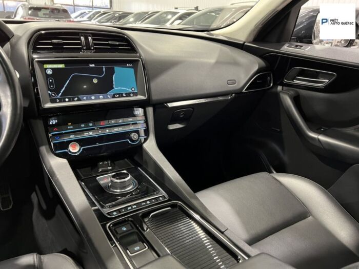 Jaguar F-PACE Premium – Image 12