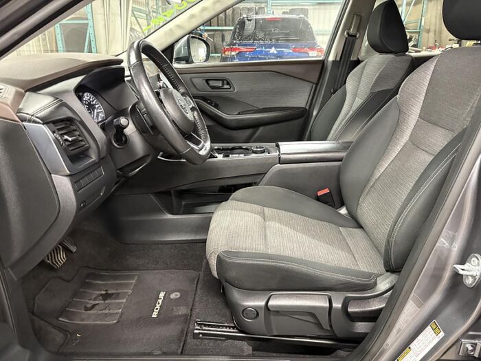 Nissan Rogue S TI BLUETOOTH CAMÉRA SIÈGES CHAUFFANT – Image 10