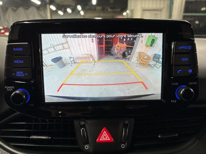 Hyundai Elantra GT Sport BM TOIT PANORAMIQUE/BAS MILLAGE/BAS PRIX – Image 32