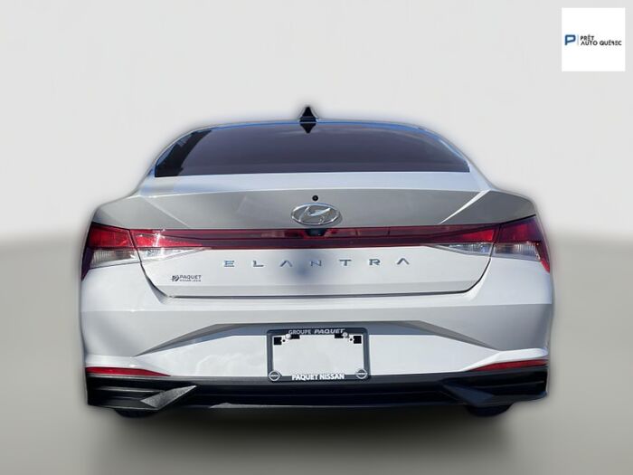 Hyundai Elantra Preferred IVT BLUETOOTH CAMÉRA SIÈGES CHAUFFANT – Image 5