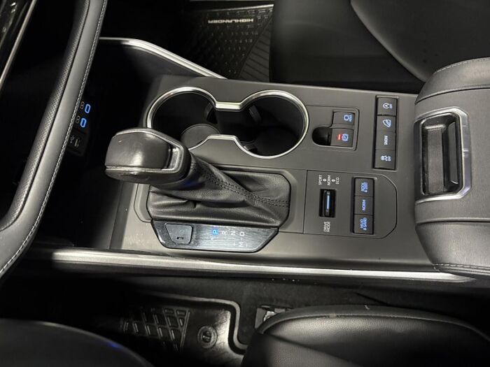 Toyota Highlander XLE TI BLUETOOTH CUIR TOIT CAMÉRA  GPS – Image 47