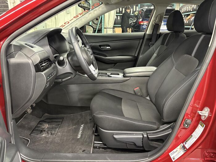 Nissan Sentra SV BLUETOOTH SIÈGES CHAUFFANT BAS KILO CAMÉRA – Image 11