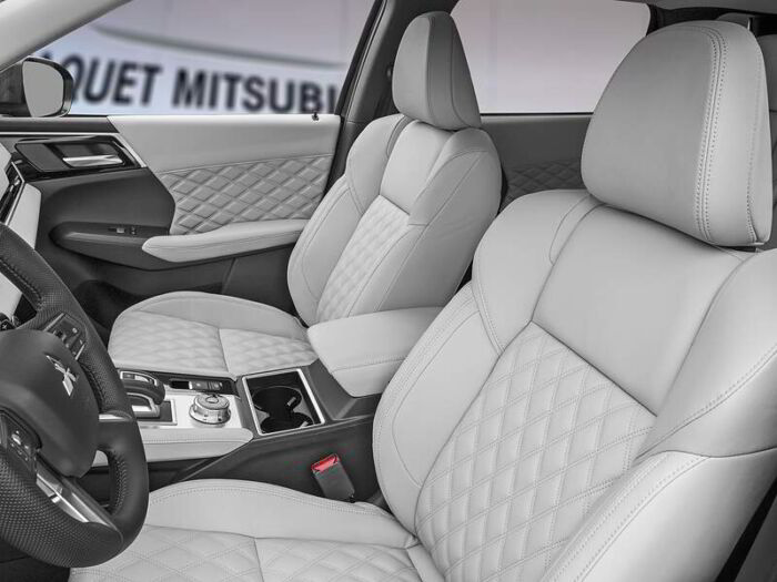 Mitsubishi Outlander Gt Premium S-Awc – Image 6