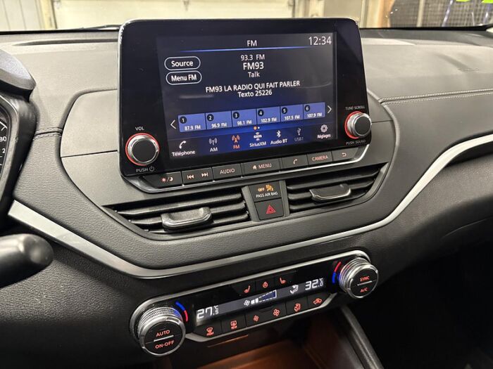 Nissan Altima 2.5 SV AWD BLUETOOTH TOIT CAMÉRA BAS KILOMÈTRE – Image 28