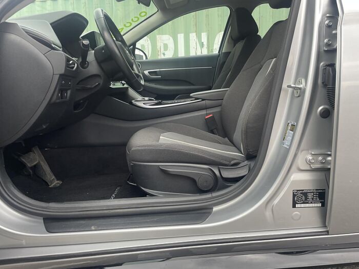 Hyundai Sonata 2.5L Preferred BLUETOOTH CAMÉRA SIÈGES CHAUFFANT – Image 11