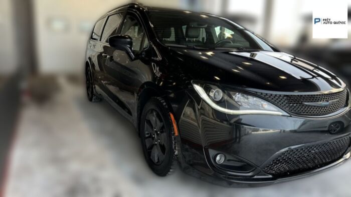 Chrysler Pacifica Hybrid Touring-L – Image 5