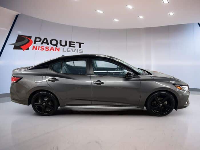 Nissan Sentra SR PRIVILÈGE BLUETOOTH TOIT CUIR CAMÉRAS 360 – Image 3