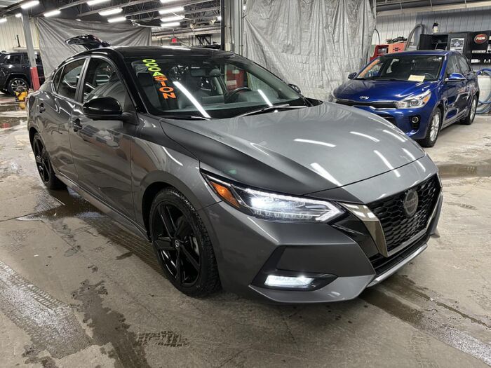 Nissan Sentra SR PRIVILÈGE BLUETOOTH TOIT CUIR CAMÉRAS 360 – Image 9
